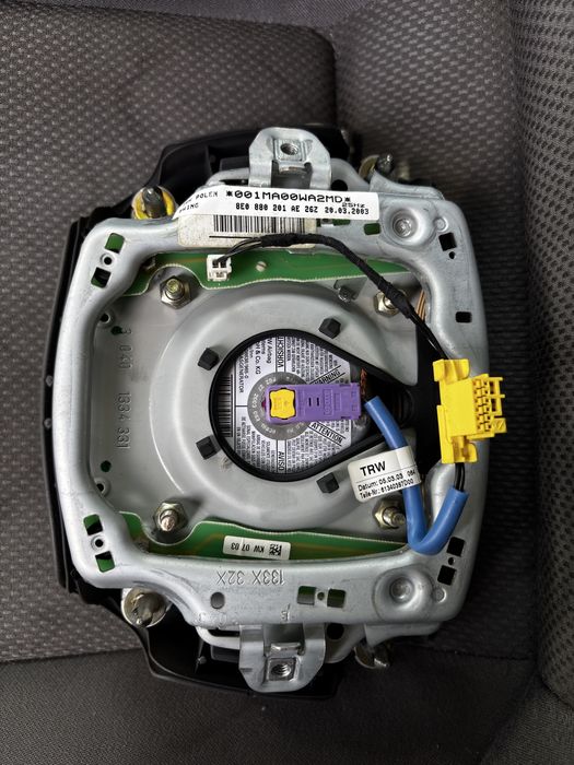 Kierownica czteroramienna Audi A4 B6 swing