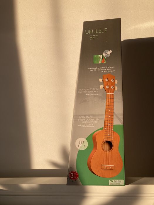 Gitara Ukulele SET z drewna brzozowego