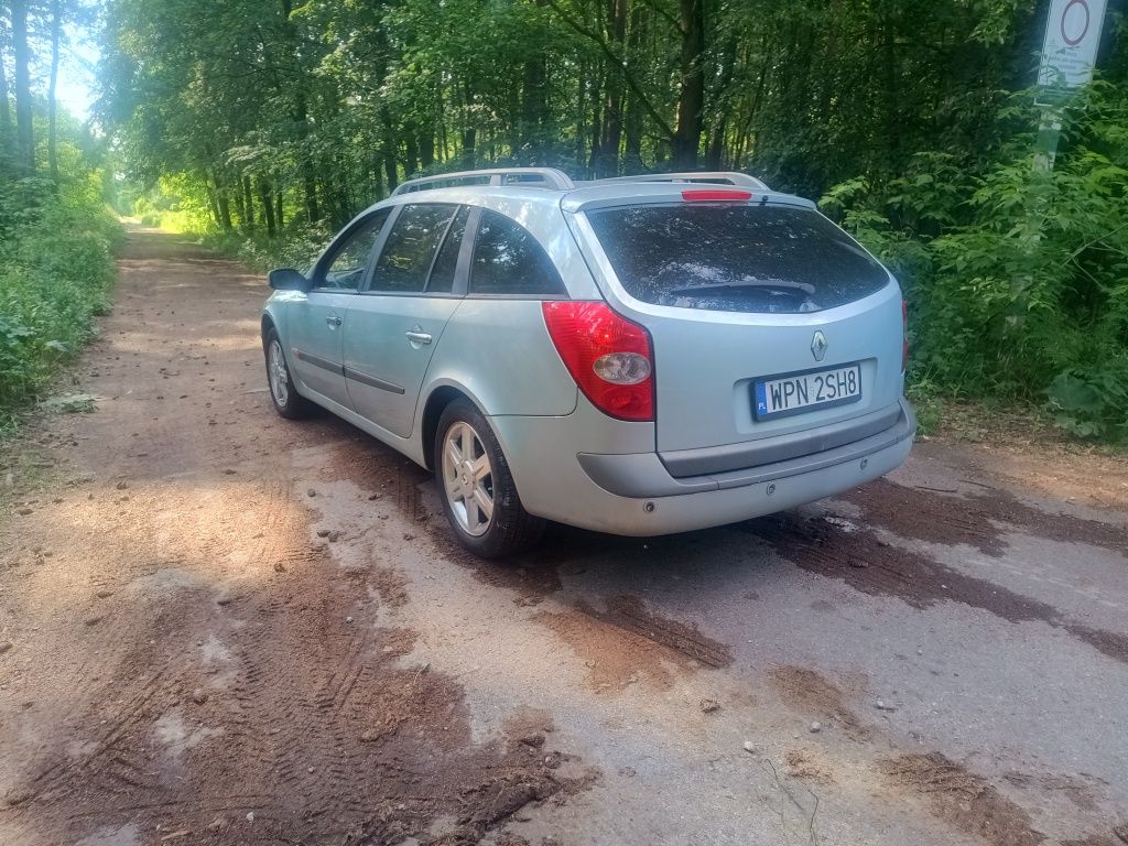 Renault laguna 1.8pb MAŁY PRZEBIEG