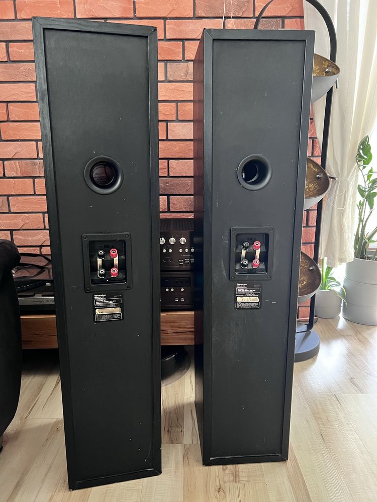 Kolumny podłogowe Technics SB T200