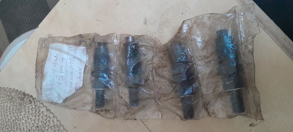 Mitsubishi Pajero l200 sport galloper 2.5 td wtryskiwacz