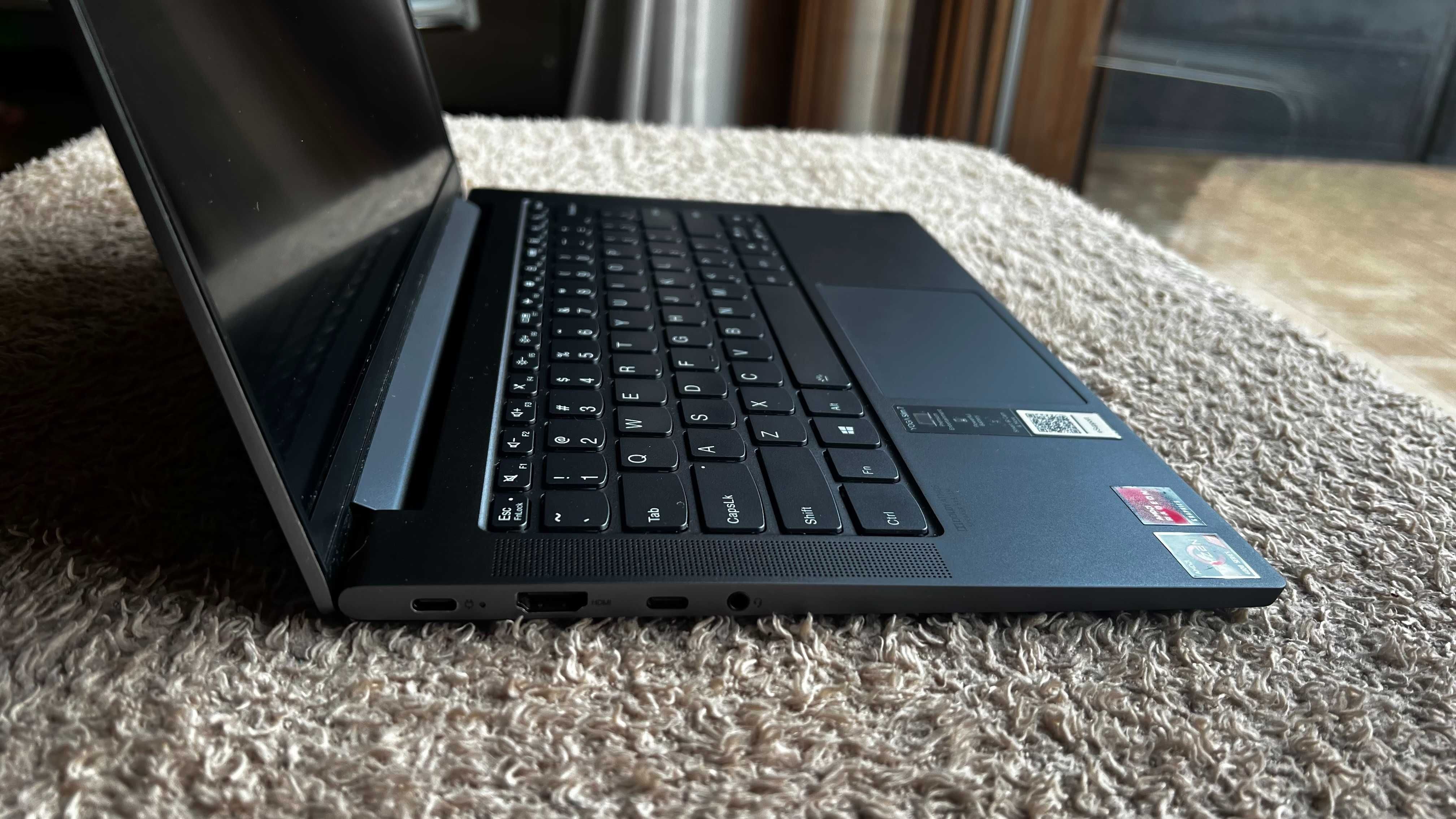 Lenovo Yoga 7 Slim 14cali Ryzen7 16G 512GB SSD Win11Home