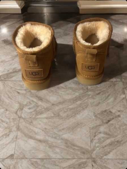 "Buty Trampki" UGG_Classic_UltraMini R.38