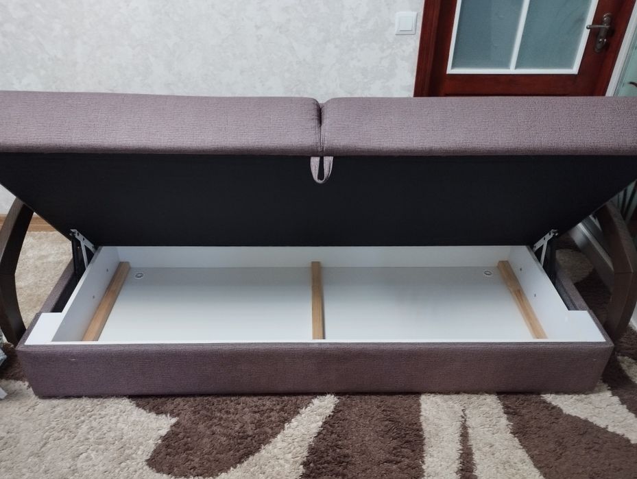 Диван "Отава" в гарному стані.