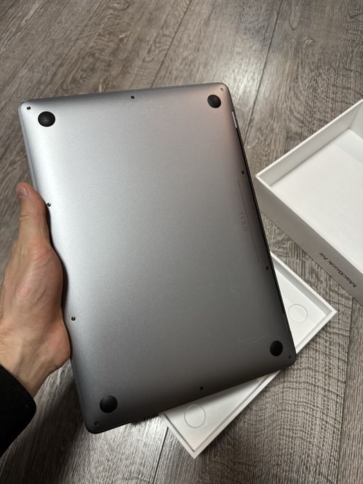 macbook air 13 (2020) m1 процесор 256 gb офіційний