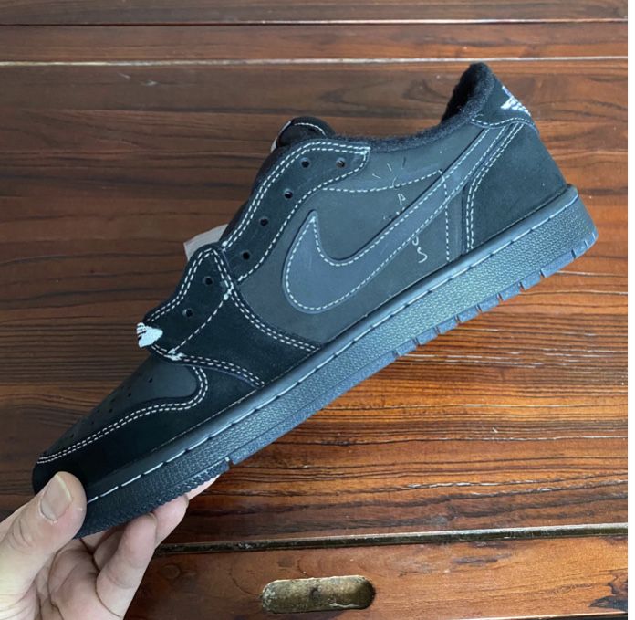 Jordan 1 low „Travis Scott” Black Phantom