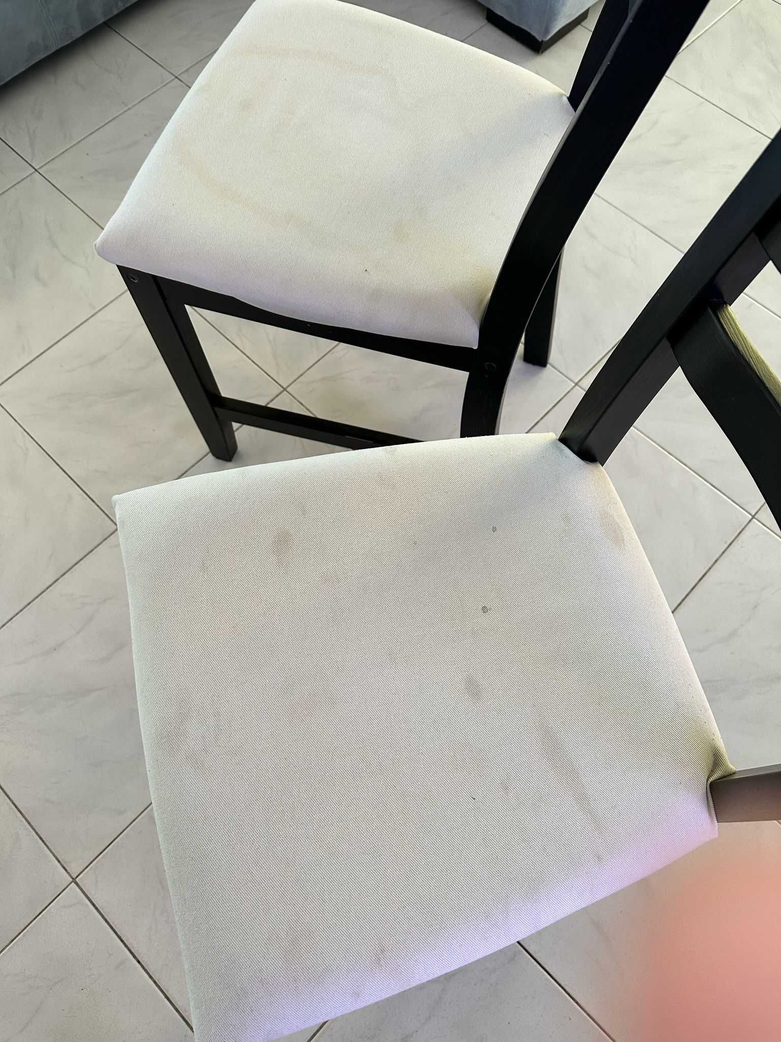 Duas cadeiras IKEA LERHAMN