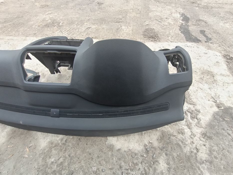 Торпеда панель Skoda Octavia A5 2004-2013