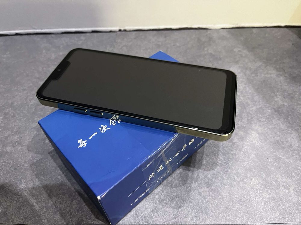 Telefon komorkowy dlwaneu 6,5’’ 5300mah