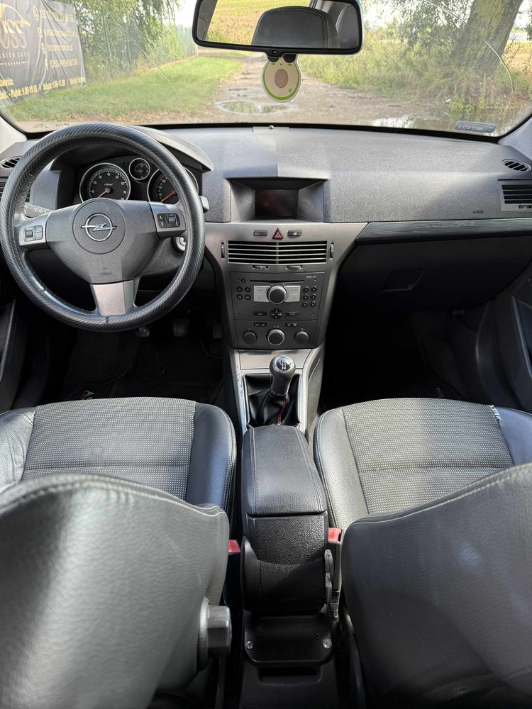 Opel Astra H 1.6 LPG, super stan, bez rdzy, bdz wyciekow,sprawna klima