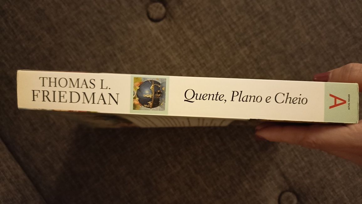 Livro "Quente, plano e cheio", de Thomas L. Friedman como novo