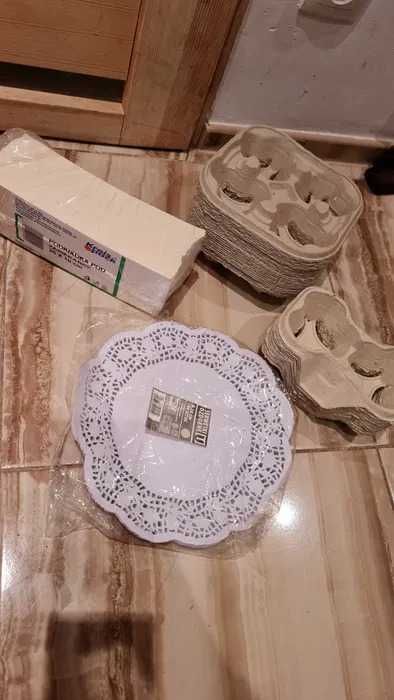 Naczynia i akcesoria jednorazowe