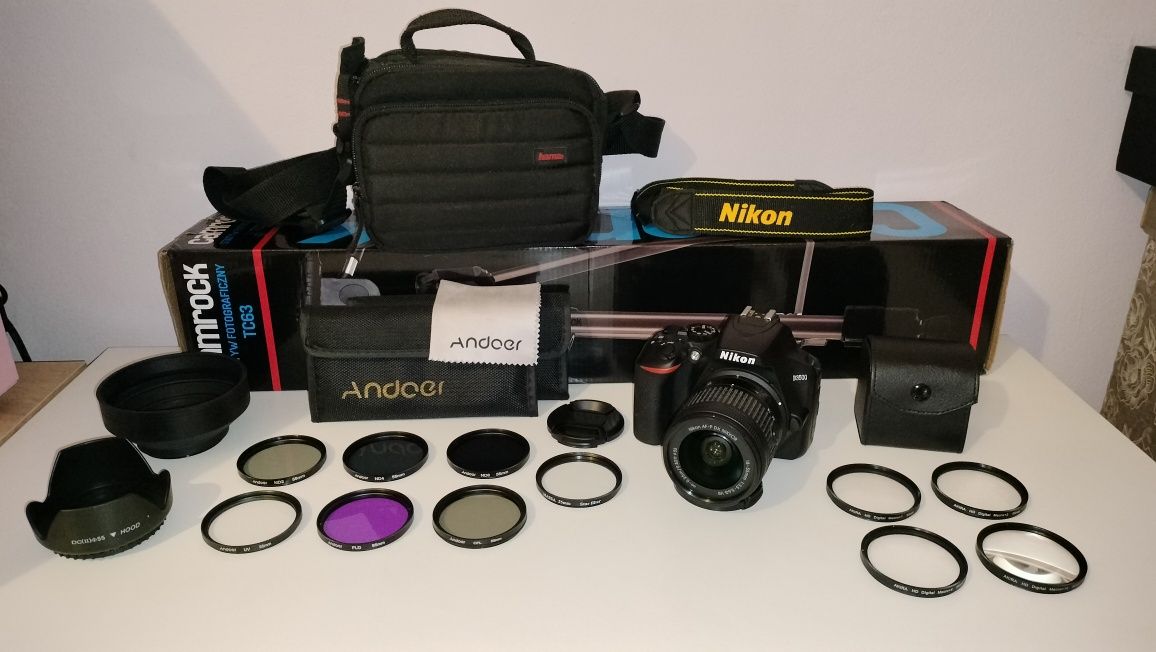 Lustrzanka Nikon D3500