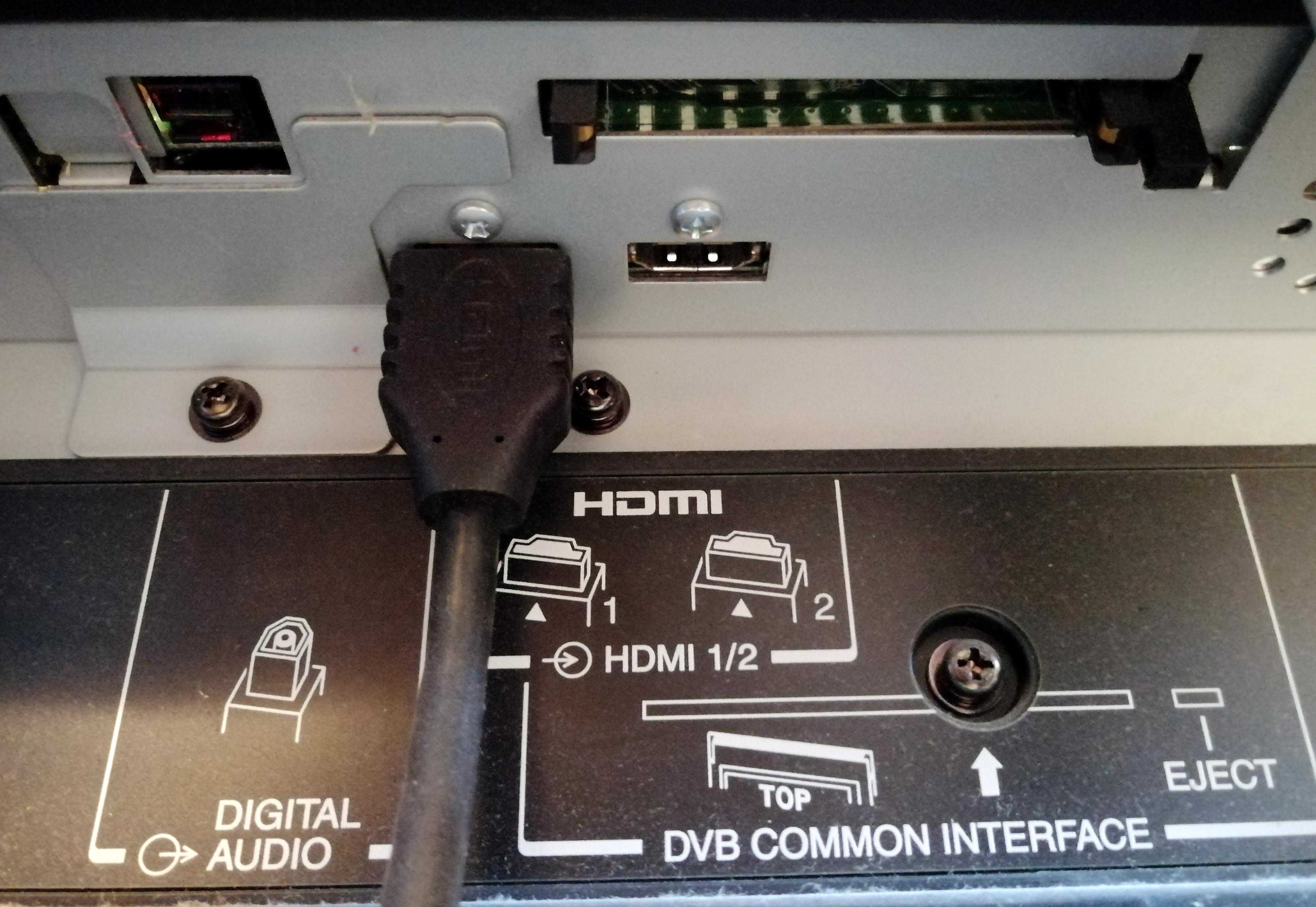 Telewizor LCD 42 cale Toshiba Regza + Pilot. 3 x HDMI
