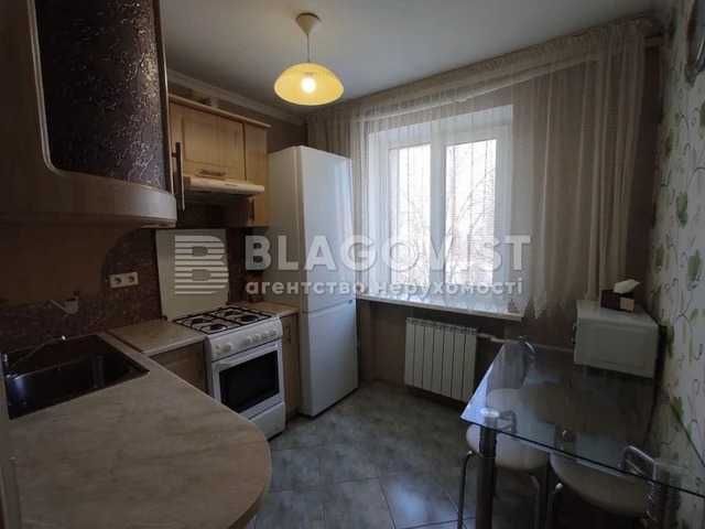 2к.Метро Дорогожичи.Вул.Ольжича,14а