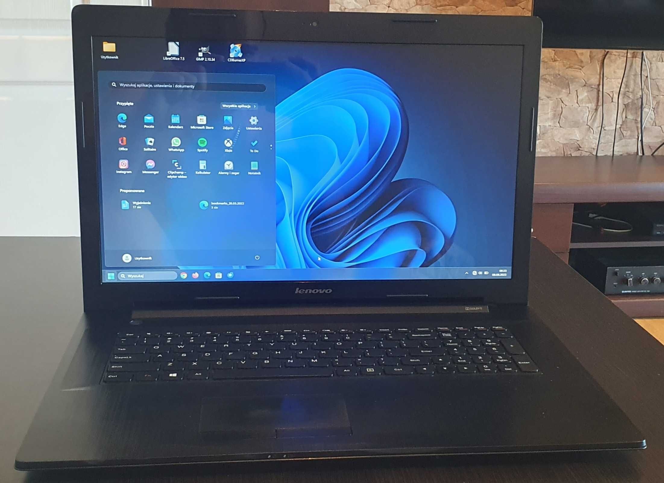 Laptop Lenovo B70-80 ekran 17,3 (ekran nowy 7 miesięcy) 100% sprawny