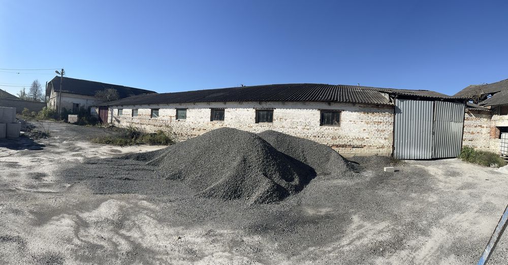 Комерційні складські виробничі офісні приміщення територія 0.9 га