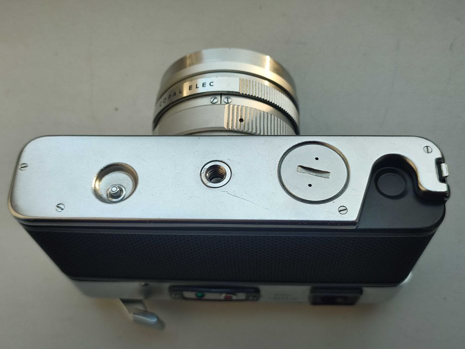 Yashica Electro 35 -Yashinon DX 45мм 1.7- Japan.