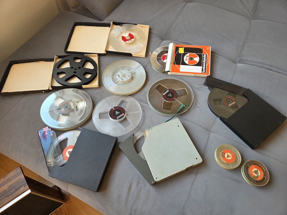 Szpule, kasety, minidisc, płyty cd.