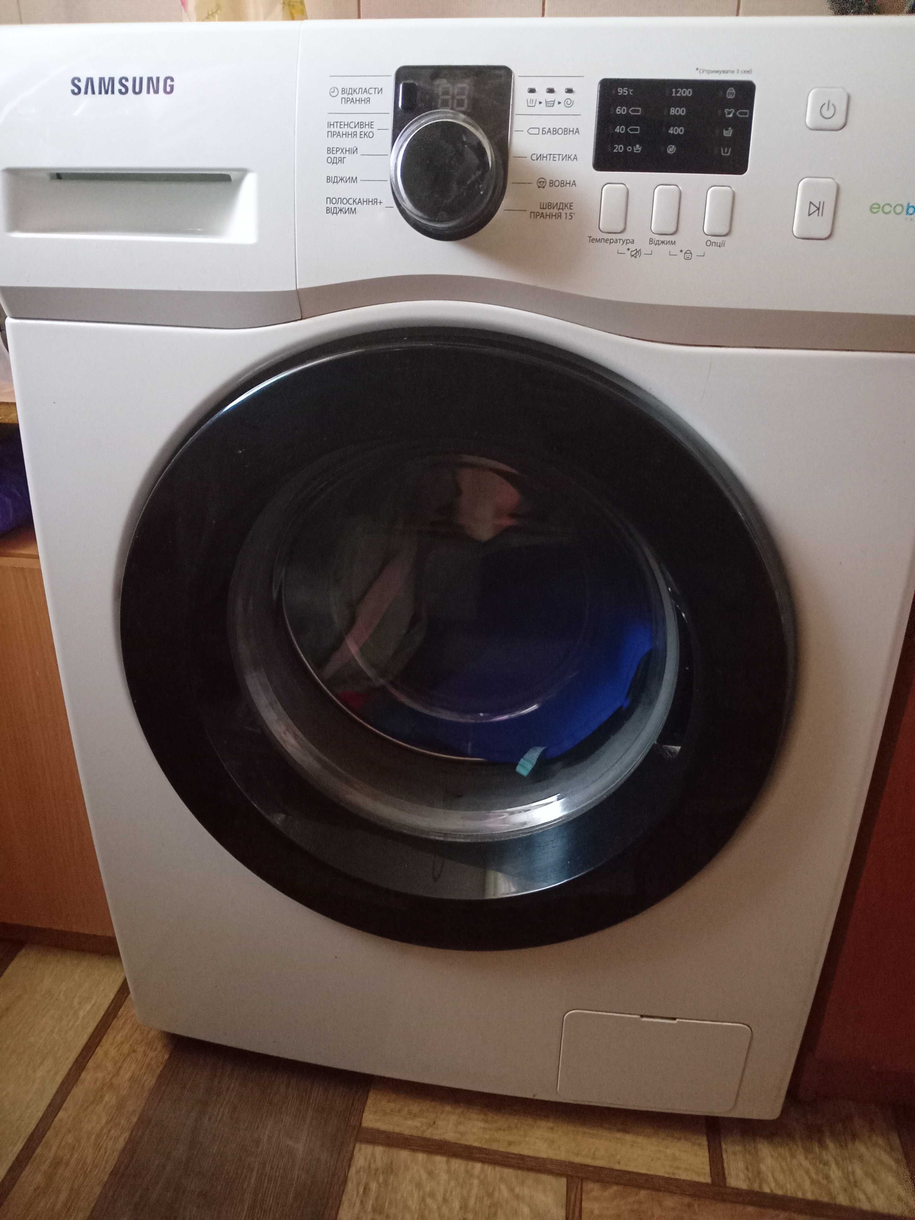 Стиральная машинка Samsung eco buble6kg