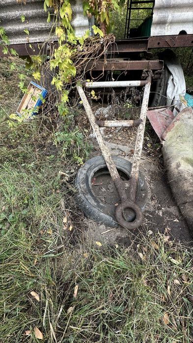 Продам прицеп 2птс4