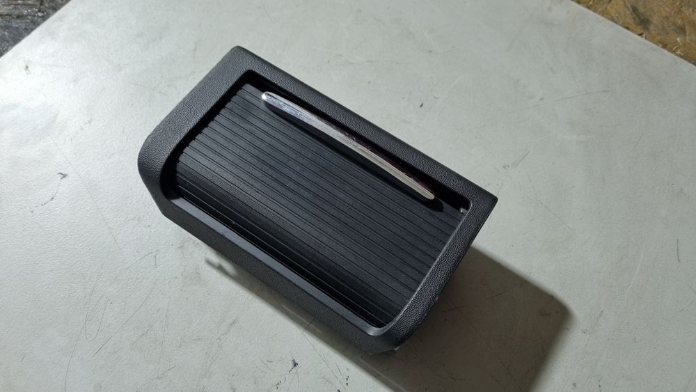 Schowek cupholder na kubki uchwyt roletka roleta opel vectra c signum