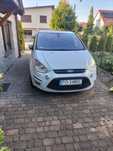 Ford S-max uszkodzony