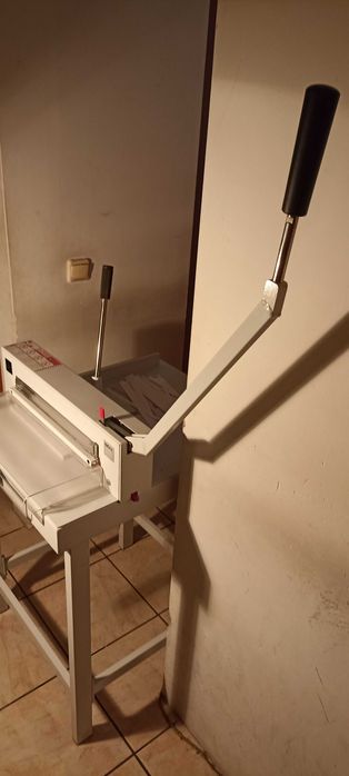 IDEAL 4305 GILOTYNA ręczna do papieru + oryginalny stojak Ideal