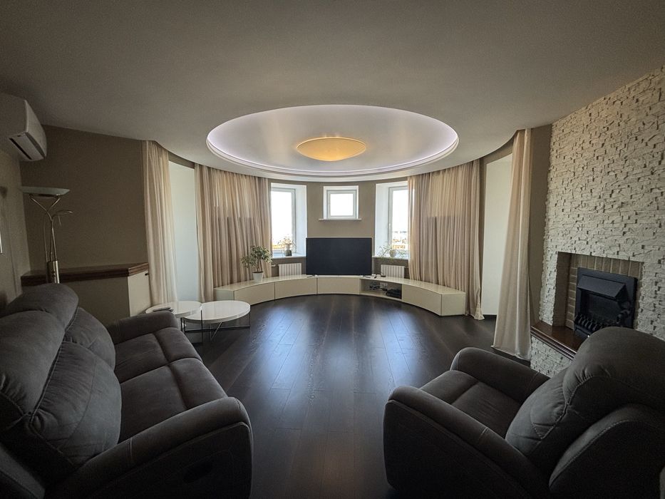 Сдам 4 комнатную квартиру Рабочая 146