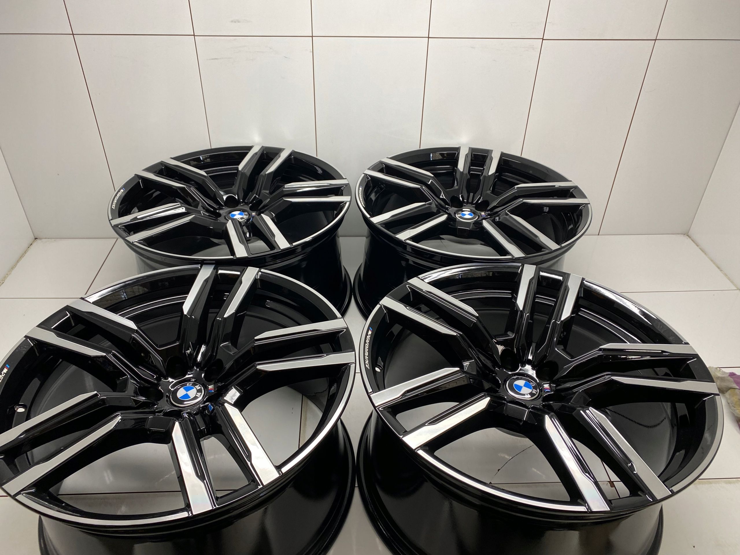 Felgi 21 BMW X5 X6 F95 F96 G05 G06 M808 m Pakiet Performance X5M…