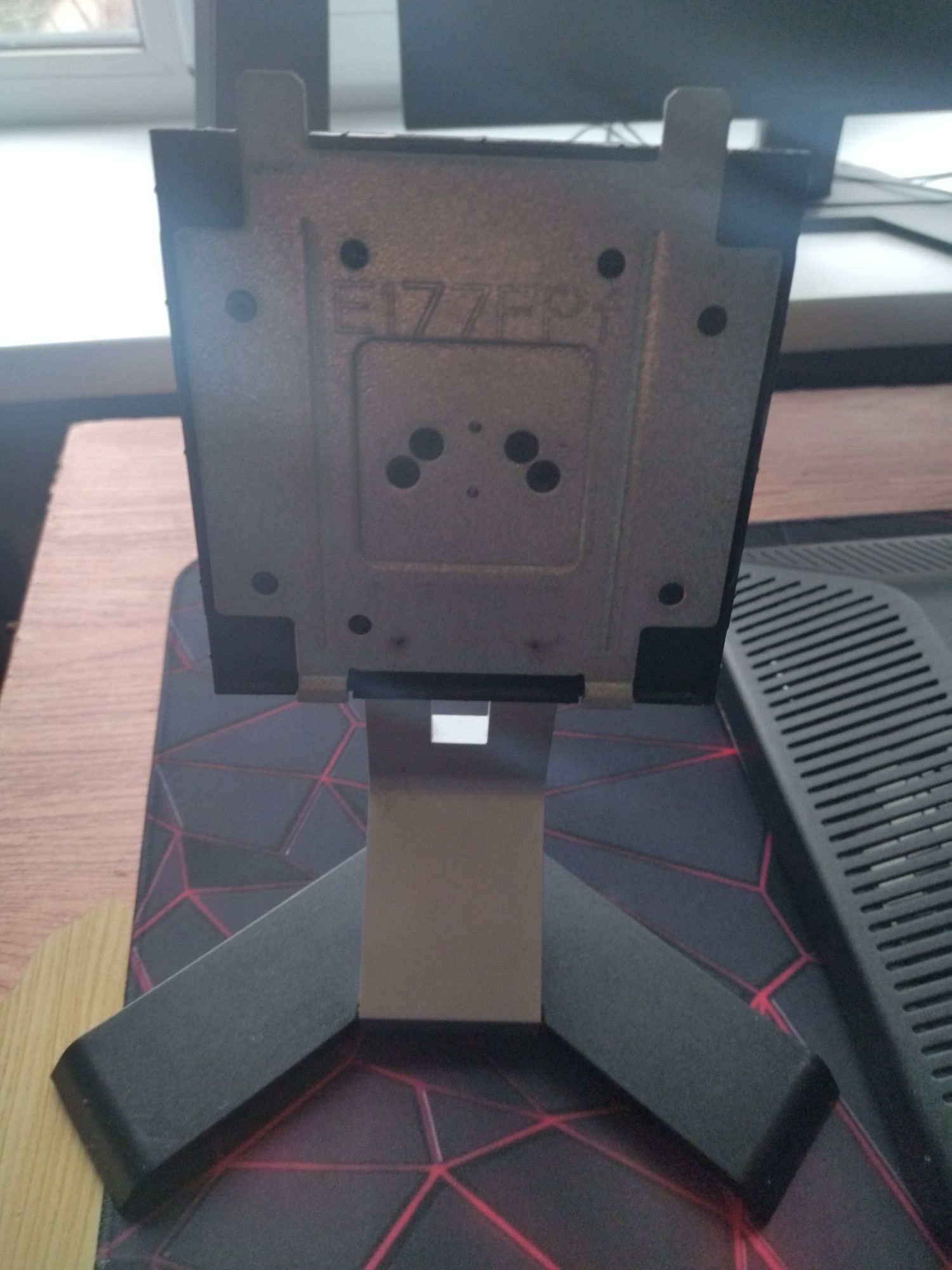 Монітор DELL E178FPv , E177FPv