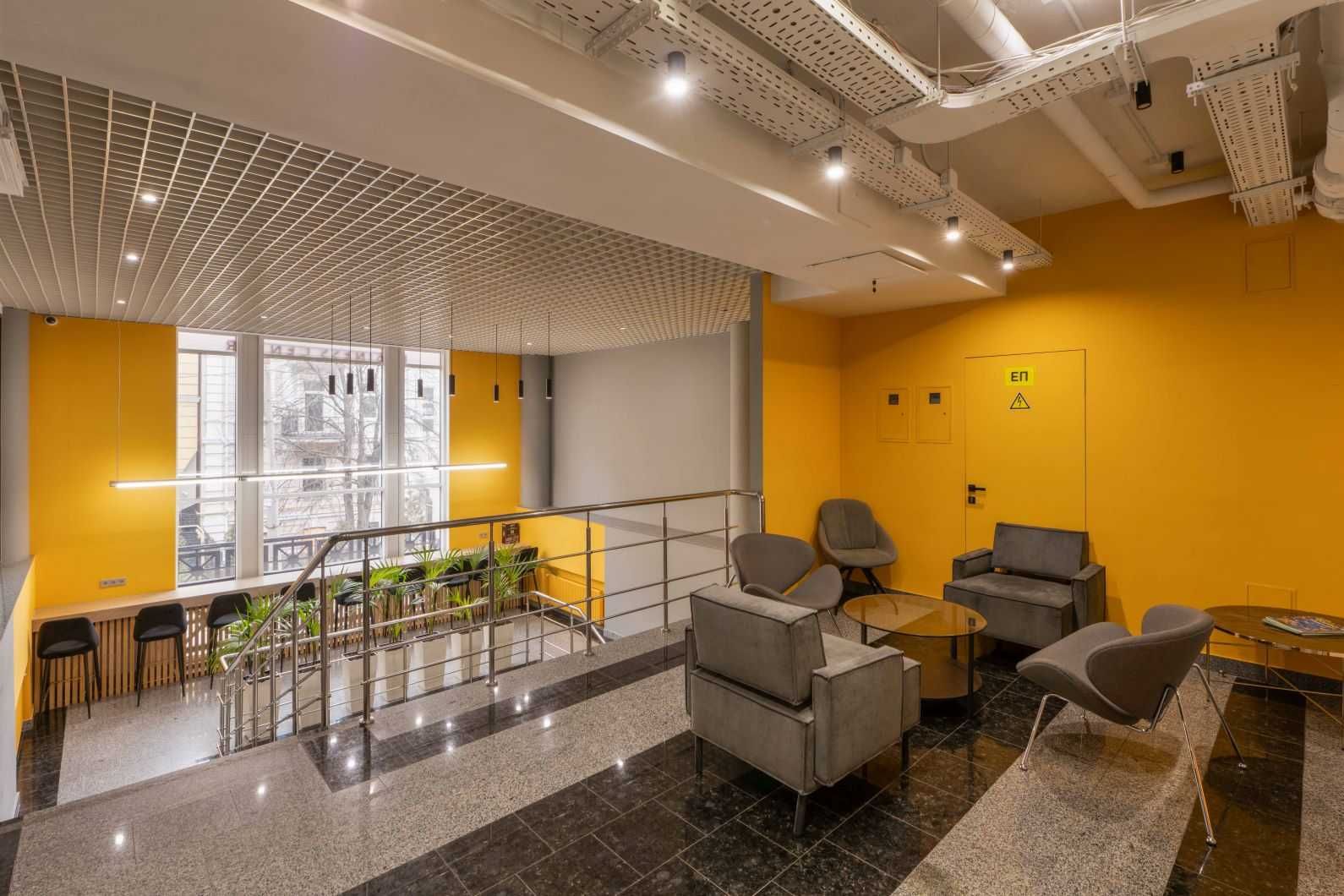 Продаж офісної будівлі (4057 кв.м.) в центрі Подола, без комісії