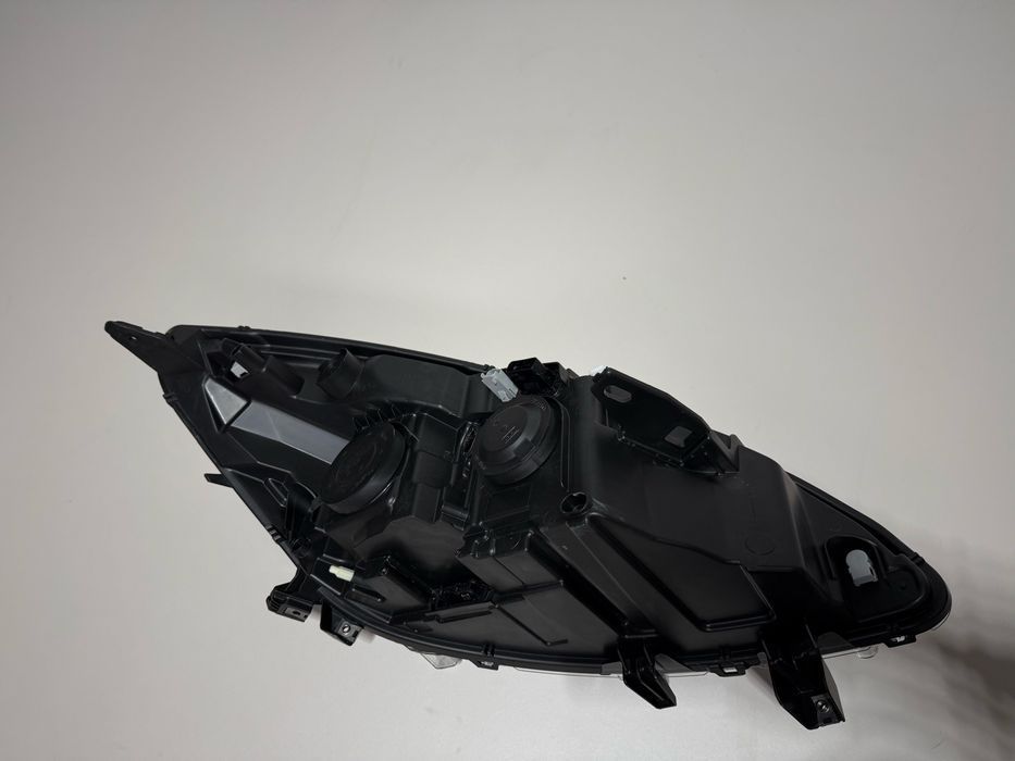 Lampy Nowe  Renault Scenic 3 lift Xenon Angielskie