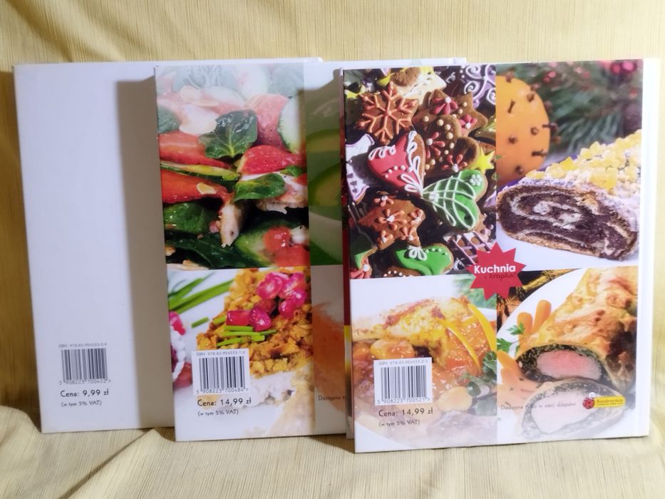 Książka "Przepisy kulinarne Biedronki"/ 3 szt