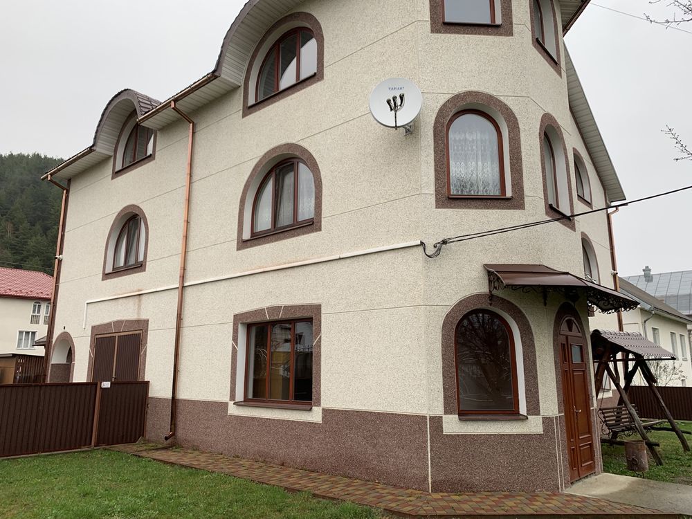 Продається Будинок з вбудованим МАГАЗИНОМ ( Особняк)