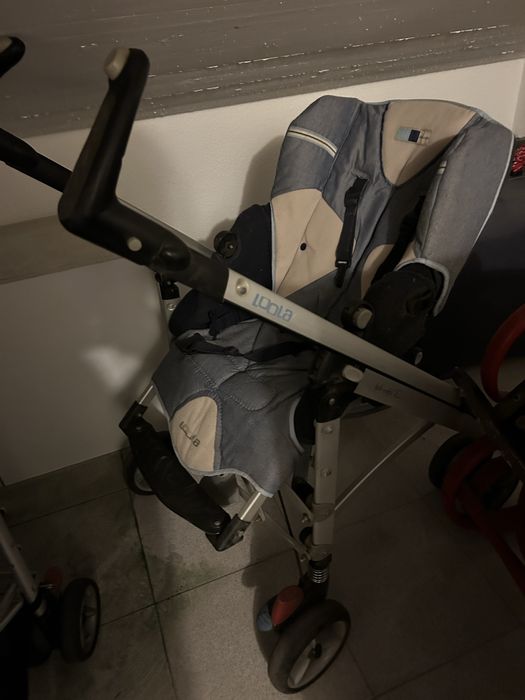 Carrinho Loola Bebe Confort. Bom estado.