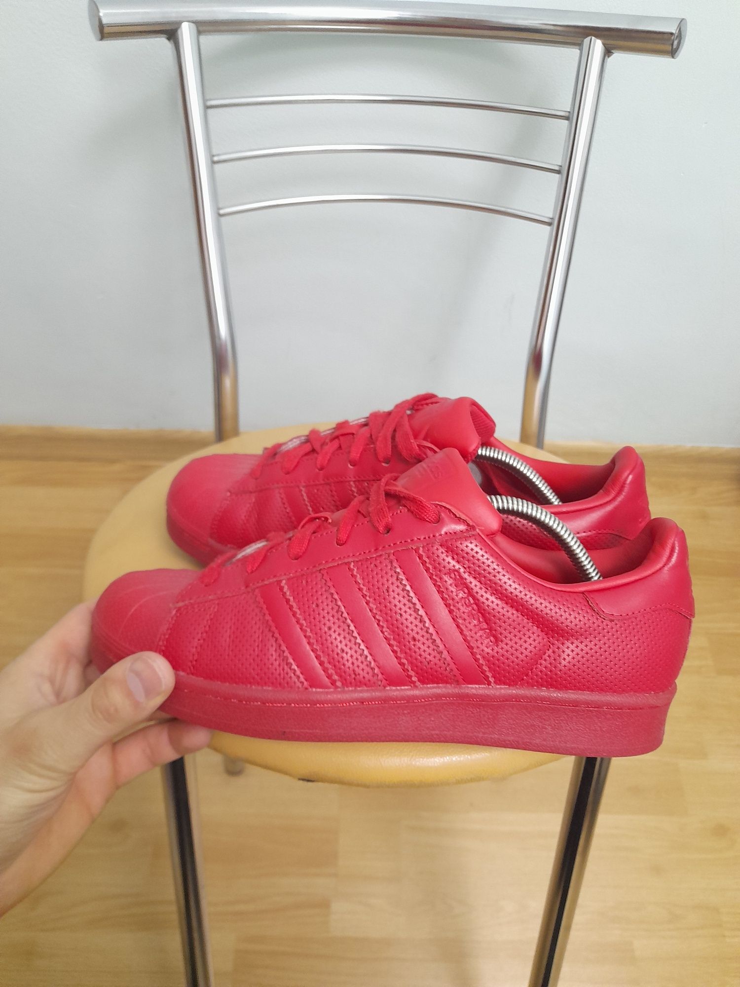 Кроссовки Adidas x Pharrell Superstar Supercolor "red" розмір 39 довж