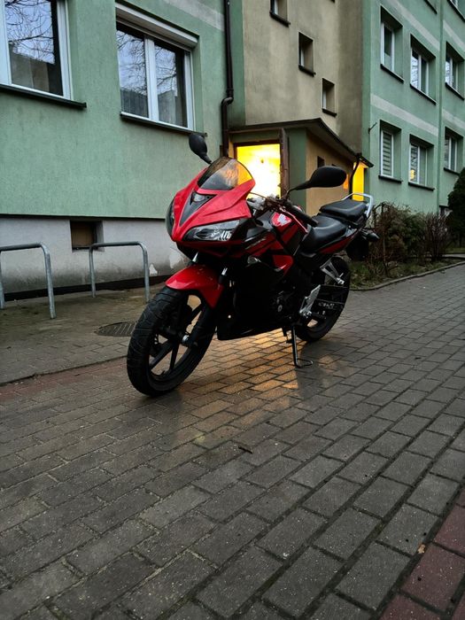 Honda CBR 125r jc39