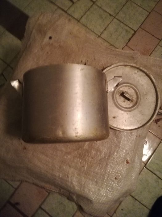 Алюминиевая кастрюля на 2л. СССР.