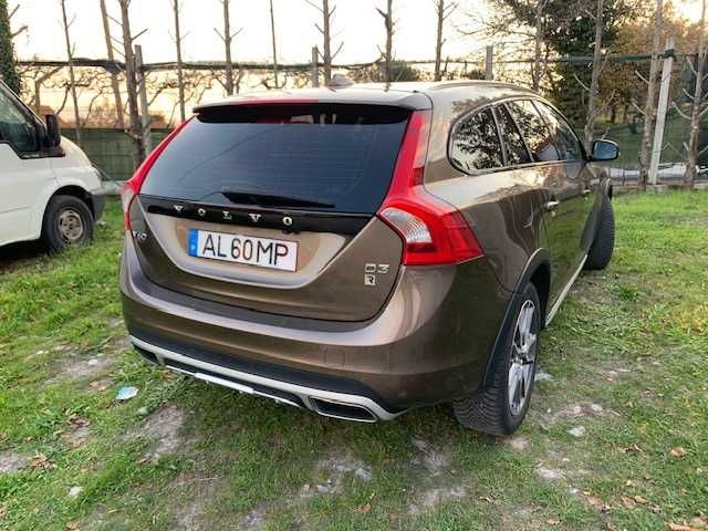 Volvo V60 Cross Country