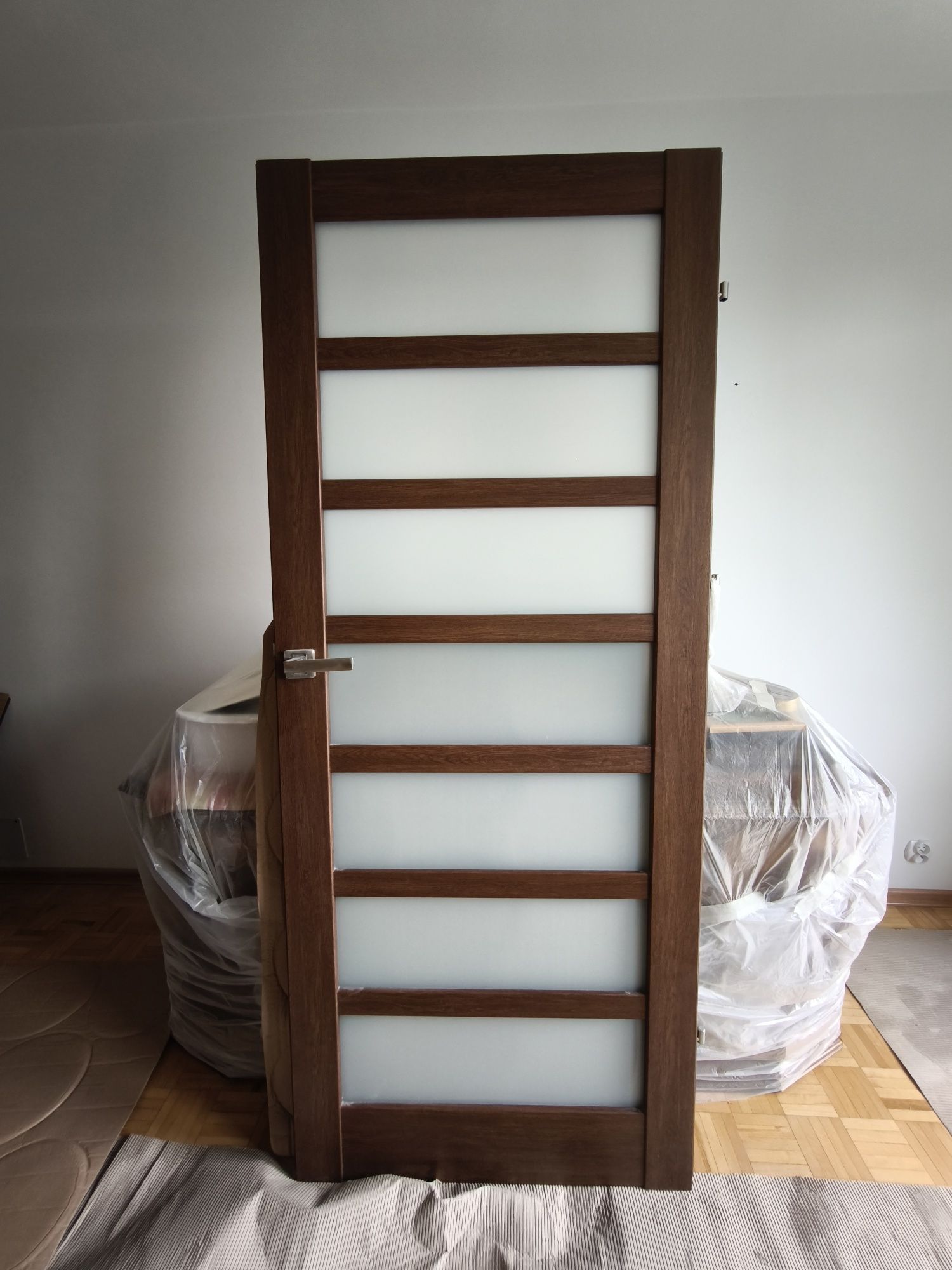 Drzwi pokojowe 80 cm lewostronne