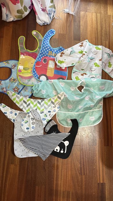 Zestaw śliniak, apaszek dziecięcych