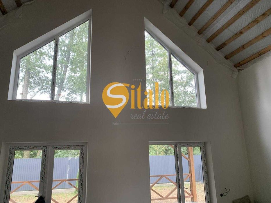 Компактний котедж у центрі с. Вишеньки, закрита територія. Без%