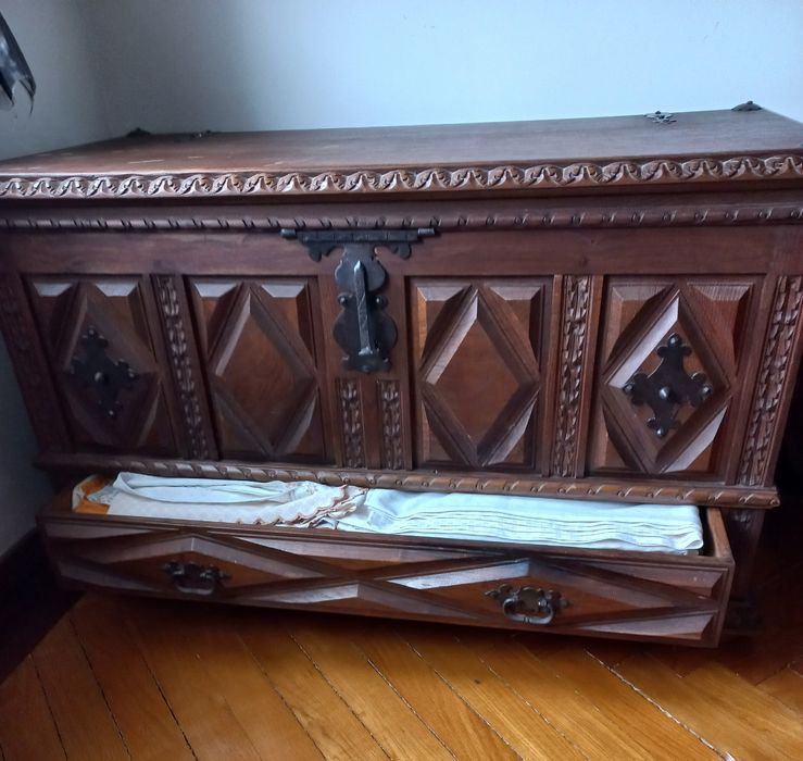 Arca de enxoval/baú