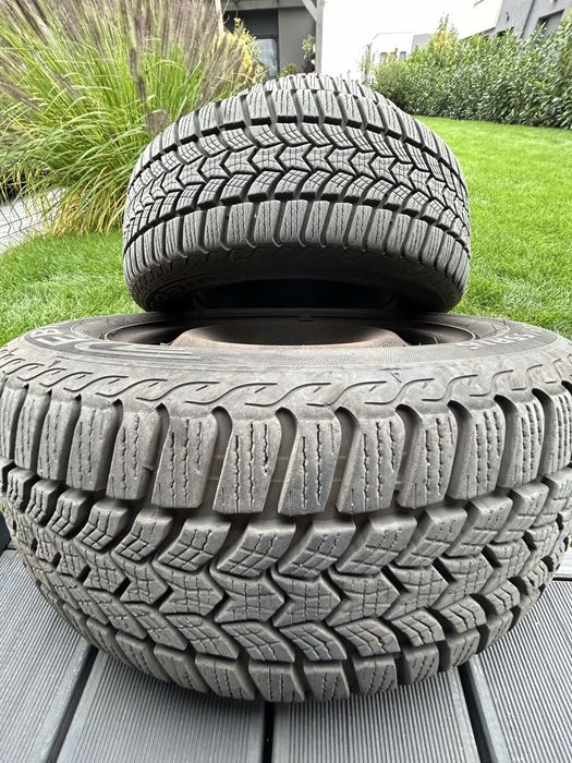 Opony zimowe Dębica Frigo HP2 rozmiar 205/55R16  + felgi 5x108