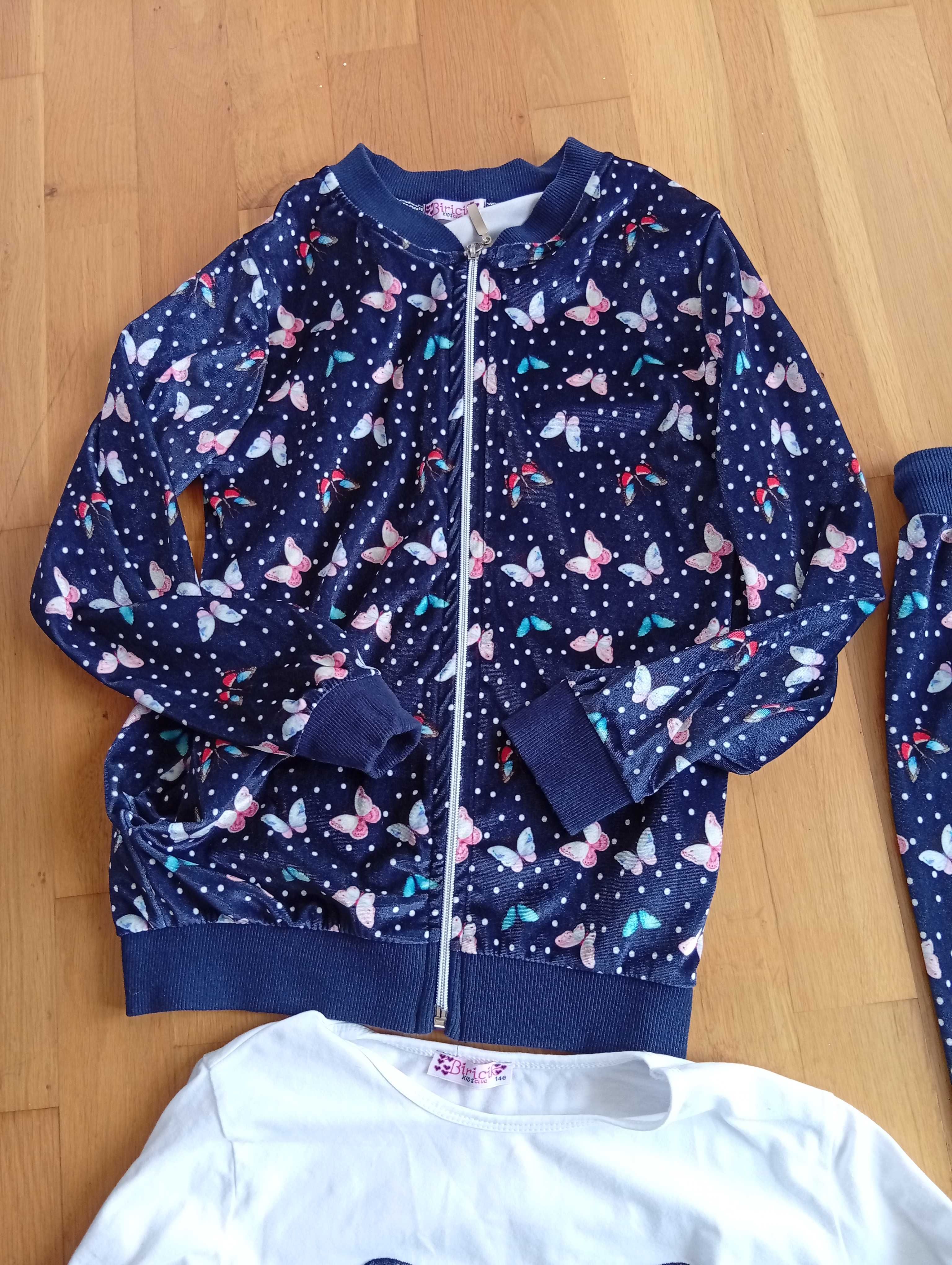 Bluza spodnie dresowe i bluzka 146