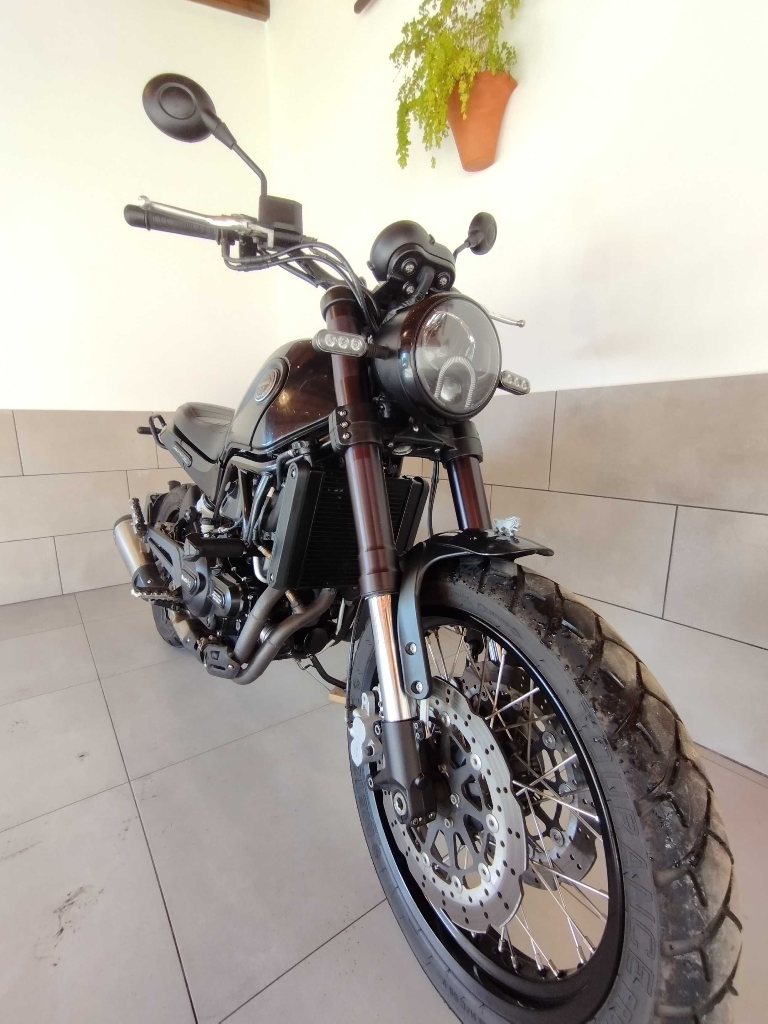 Benelli Leoncino 500 Versão TRAIL - 2019