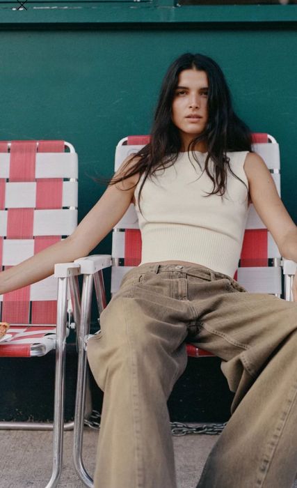 Трикотажний топ з круглим коміром