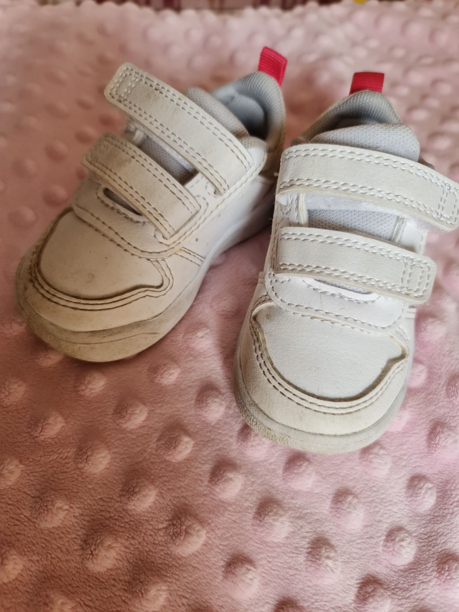 Buty sportowe dziecięce dziewczęce ADIDAS kolekcja 2021 rozmiar 19
