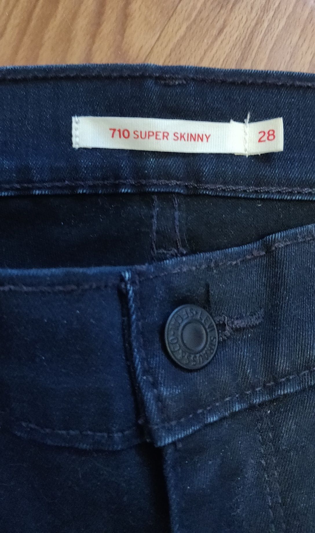 Джинсы levi's 710 super skinny